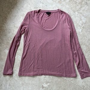 💕HP 1/24💕Banana Republic Women’s luxe spun rose colored scoop neck sweater